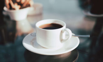 Dlaczego warto regularnie serwisować swój ekspres do kawy?